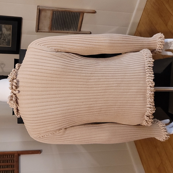 Gorgeously Unique Poodle Collar, Cuff and Front Trim Ribbed Cardigan S/M - Picture 6 of 12